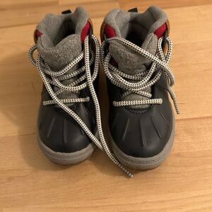 Oshkosh toddler waterproof boots